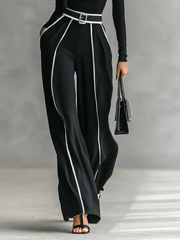 Completo con top a collo alto e pantaloni ampi